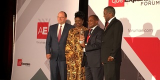 Le président du groupe Petrolin reçoit le premier prix des bâtisseurs de l’économie africaine et parle de bonne gouvernance au Canada